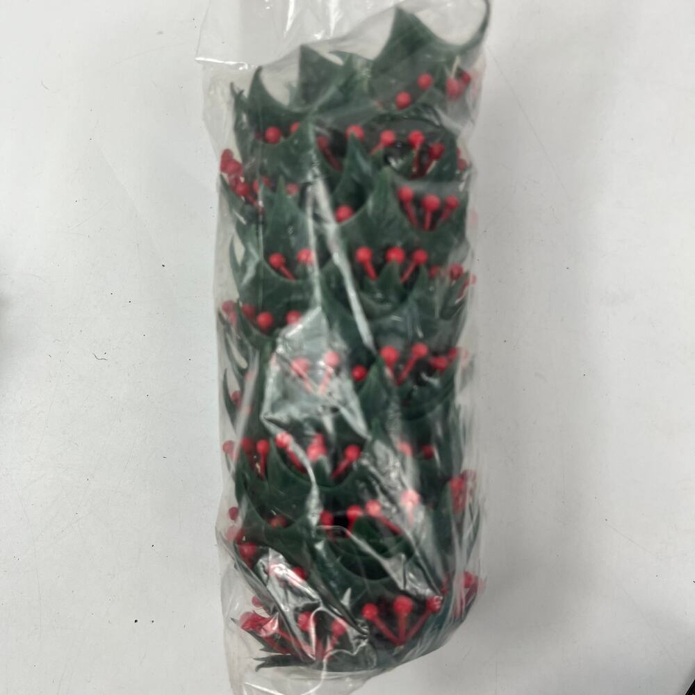 Vintage Styson Plastic Holly Votive Candle Holders Set of 10 NOS Hong Kong Decor